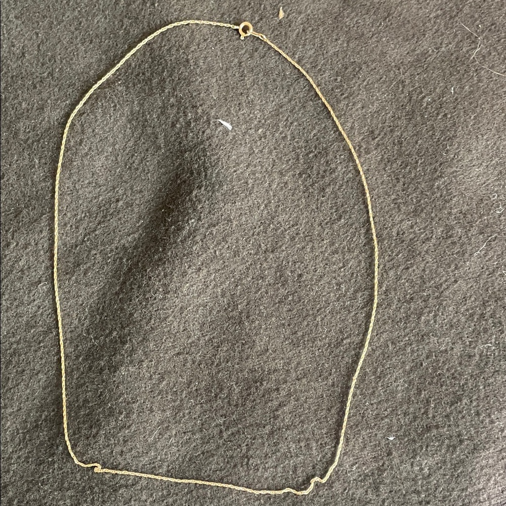 Elegant Gold Necklace